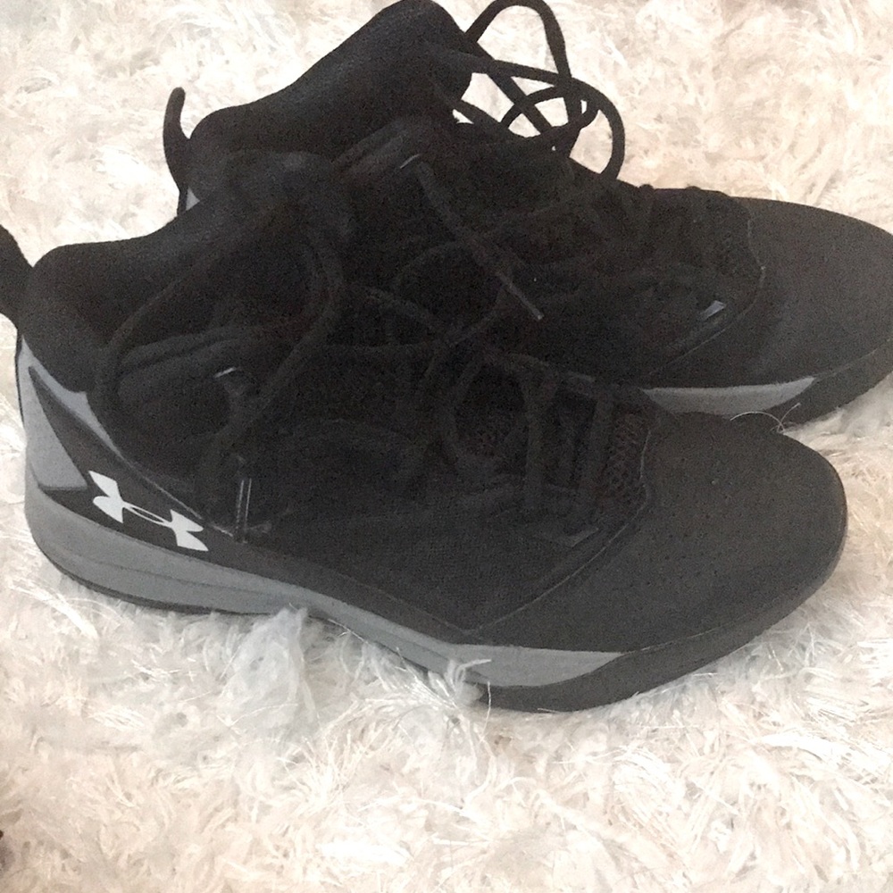 Under Armour Men's Black and Gray Athletic Sneakers